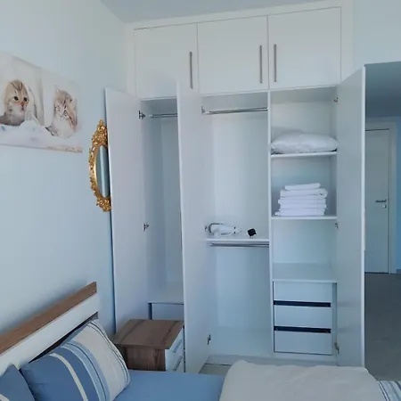 Apartment Abelia Residance
